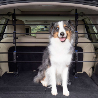 PetSafe Happy Ride metalinė automobilio salono pertvara PetSafe Happy Ride metalinė automobilio salono pertvara